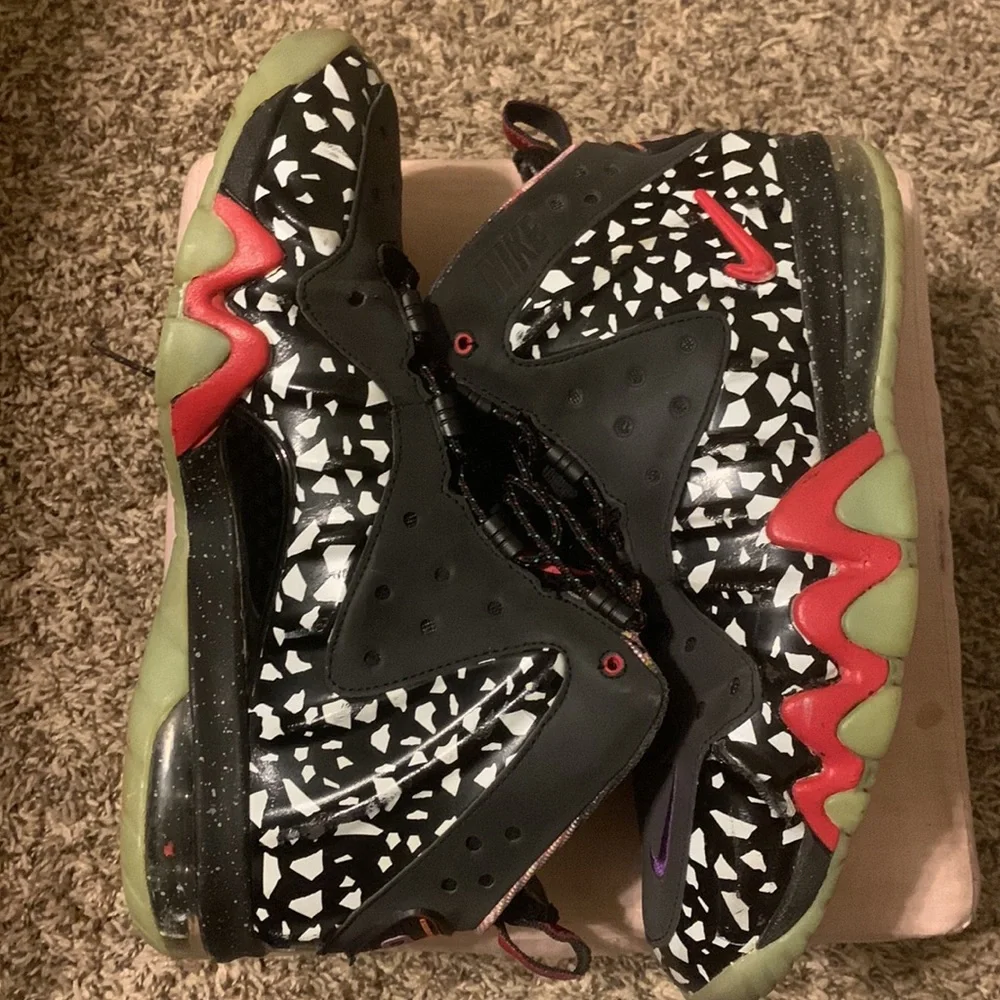 Charles Barkleys - Picture 2 of 6